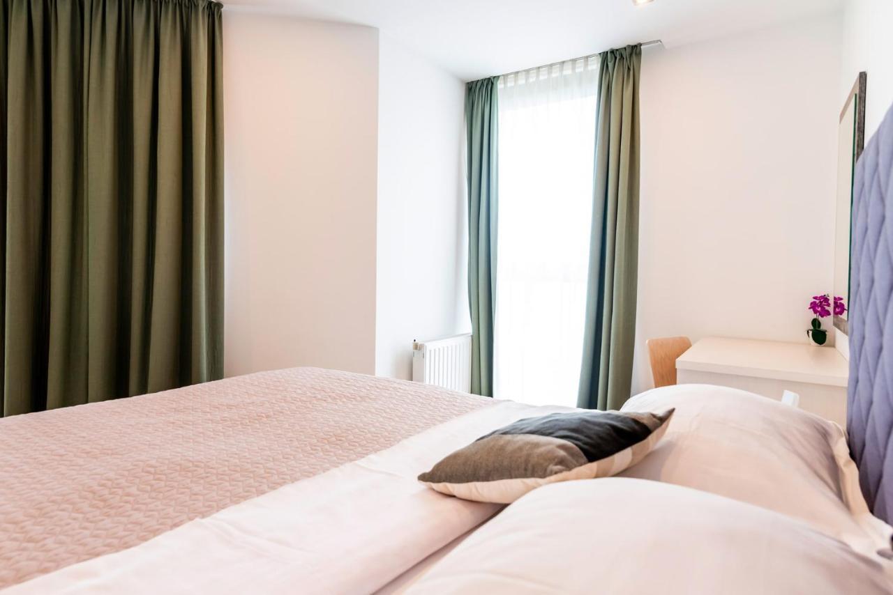 Hotel Park Superior 3* Čakovec Extérieur photo