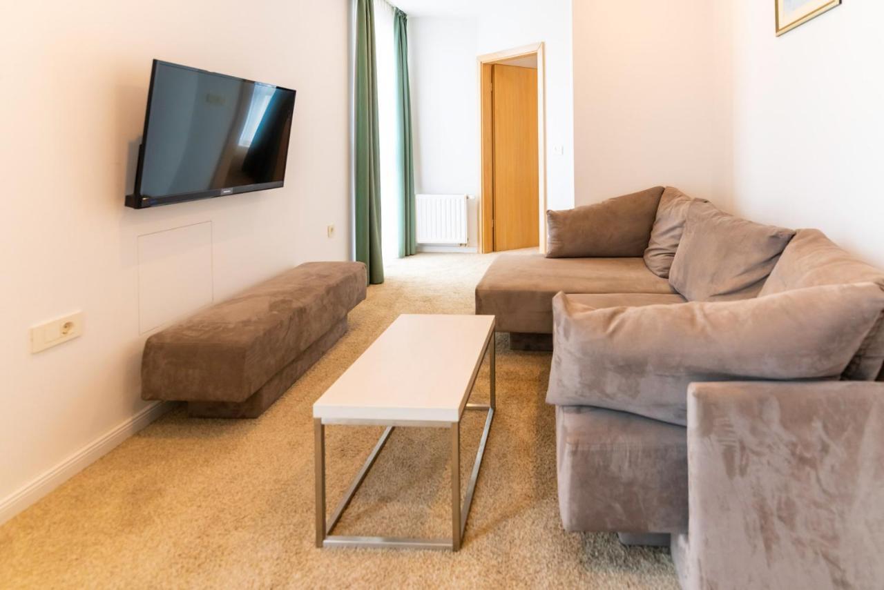 Hotel Park Superior 3* Čakovec Extérieur photo